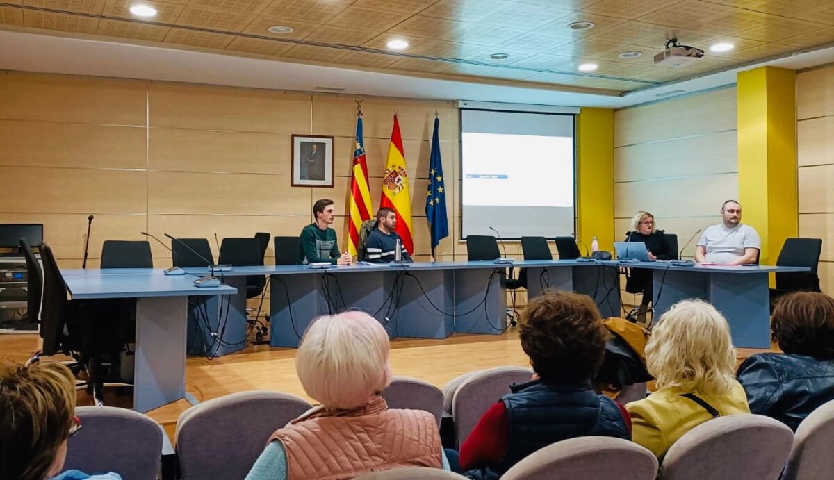 Presentació Inversions Participatives Pobla de Farnals 2023_01